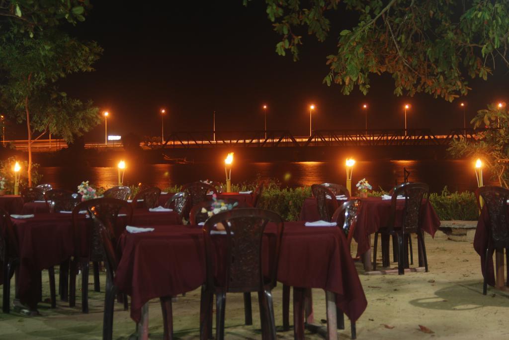 Riviera Resort Batticaloa Dış mekan fotoğraf