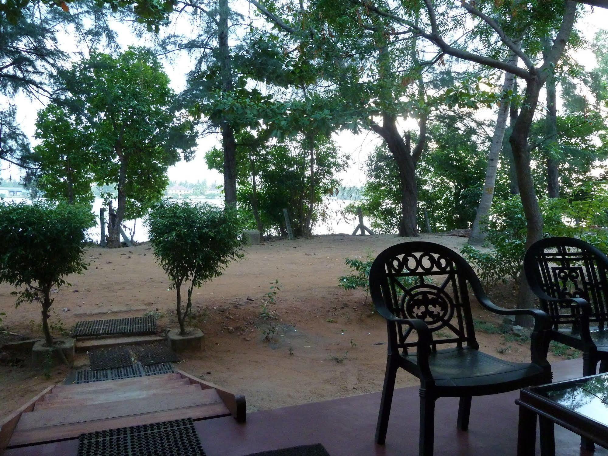 Riviera Resort Batticaloa Dış mekan fotoğraf